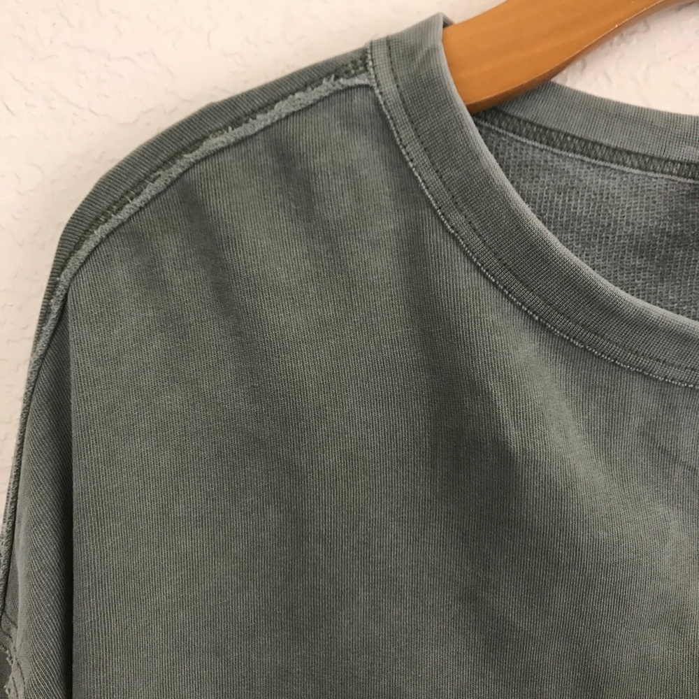 H&M | graphic "undo the future" crew neck sweater - Picture 4 of 6